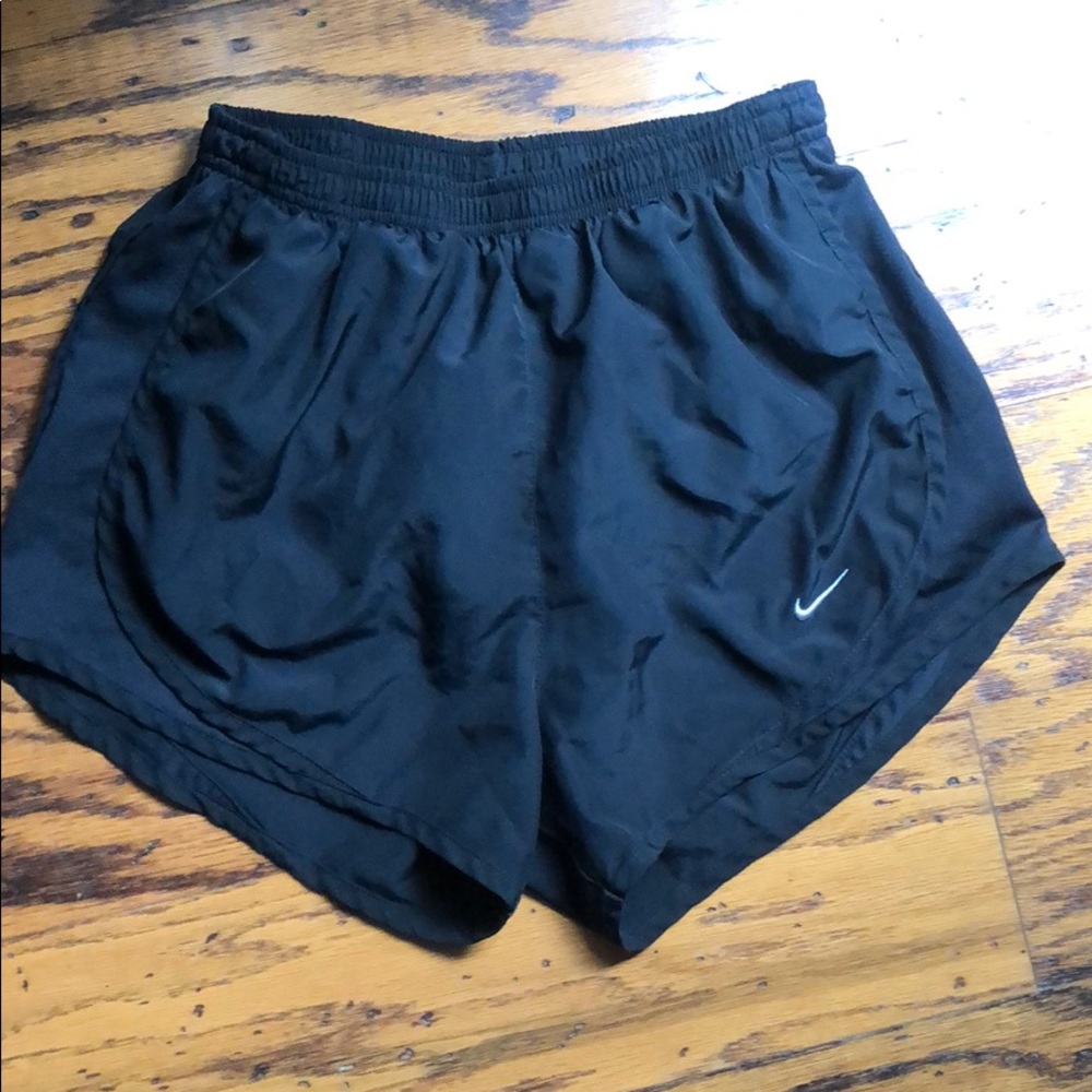 Nike shorts size xs
